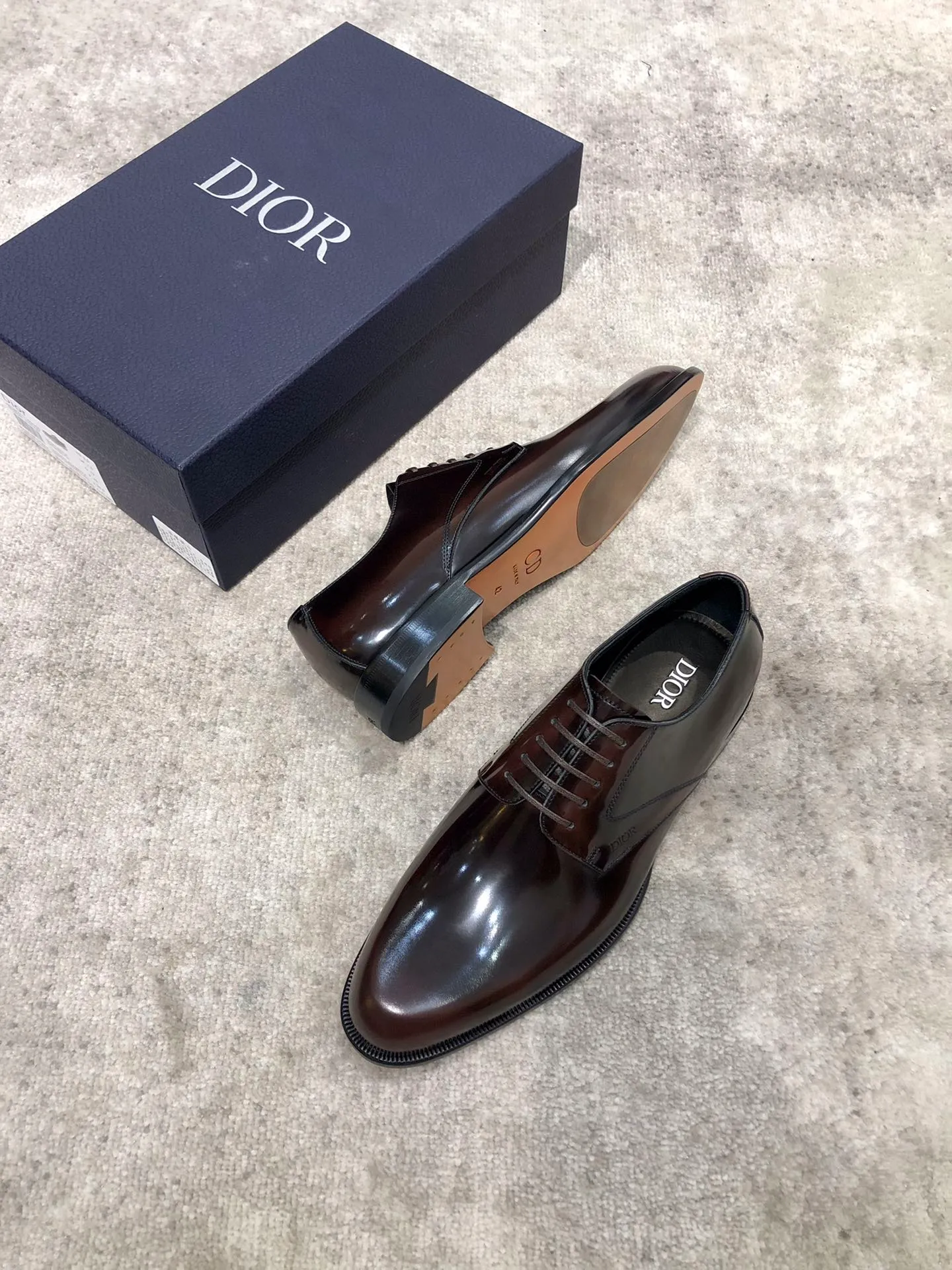 Men's shoes 💰960 Dior's new counters are on sale at the same time. The uppers are imported cowhide, water-dyed cowhide lining, genuine leather outsole, perfect details, standard size 38-44